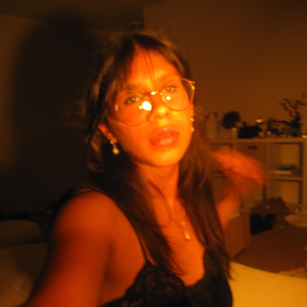 Meet your Posher, Aruli